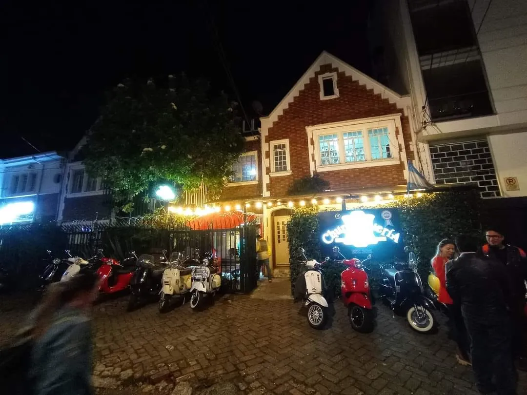 Contactanos la churrasqueria wine & beef